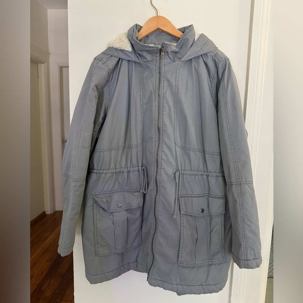 Gap women’s XXL Sherpa-lined utility jacket with drawstring waist